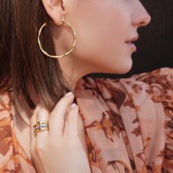 Multi Colors Diamond Crystal Clover Bands Statement Rings for Women and Girls Infinity Interlocked Rolling Rings Cocktail Enhancer Finger Jewelry - Image 4