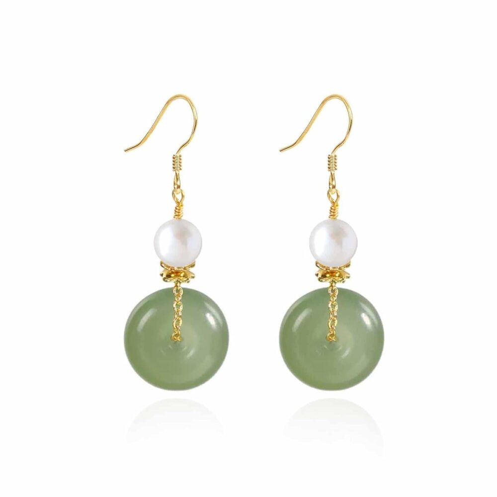 Vintage Hetian Green Jade Donut Earrings Gold Filled Women Dangle Hook Earrings Natural with Freshwater Pearls Minimalist Drop Earrings Lucky Jewelry Gift for Women