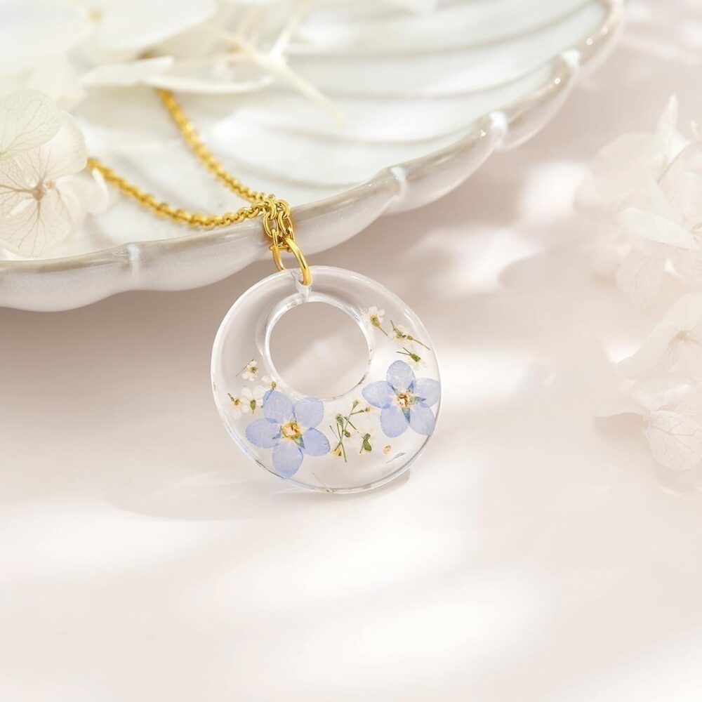 Forget-Me-Not Necklace For Women KBFORU Handmade Pressed Forget-Me-Not And Queen Anne'S Lace Wildflower Necklaces-Gold Chain | 18'' - Image 4