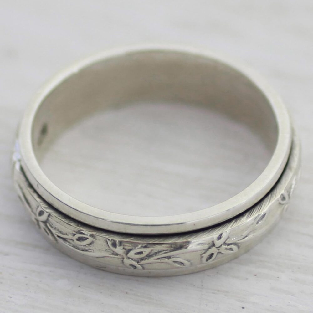 Handmade Sterling Silver Meditation Spinner Ring with Leaf Motifs - Indian Tree Band - Image 3