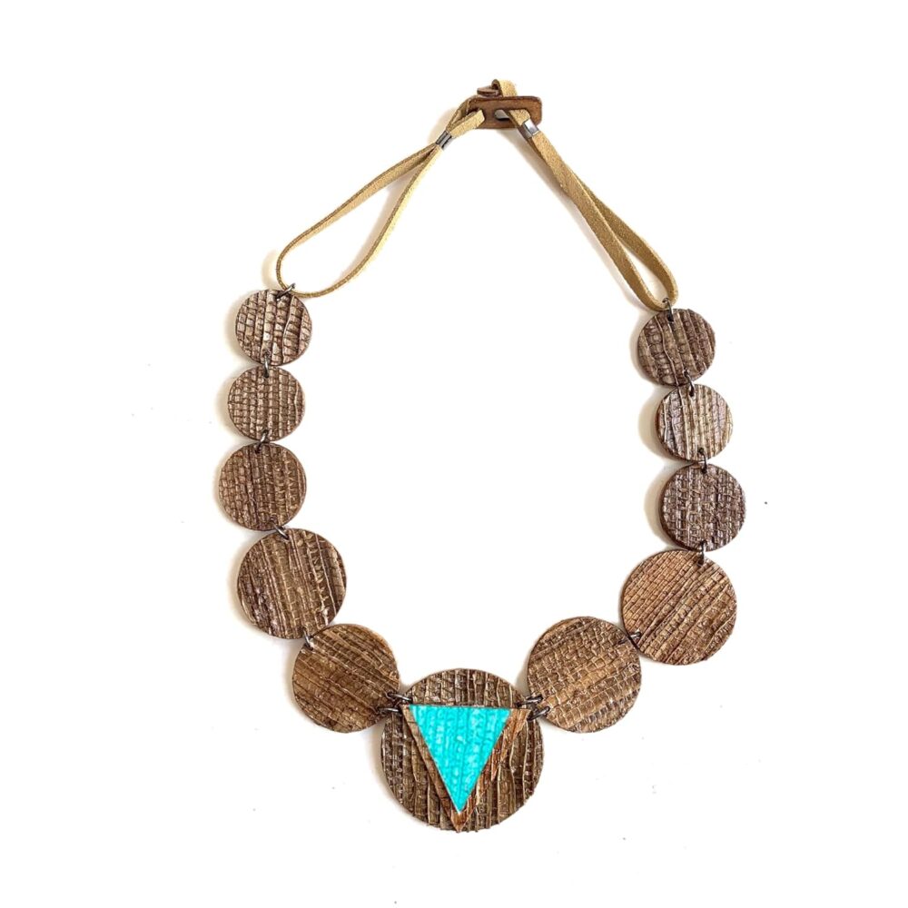 Banana Fiber Disc Necklace - Necklace for Women, Handmade Necklace, Eco-Friendly Pendant, Made in Brazil, Charm Jewelry, Women Artisan - Green