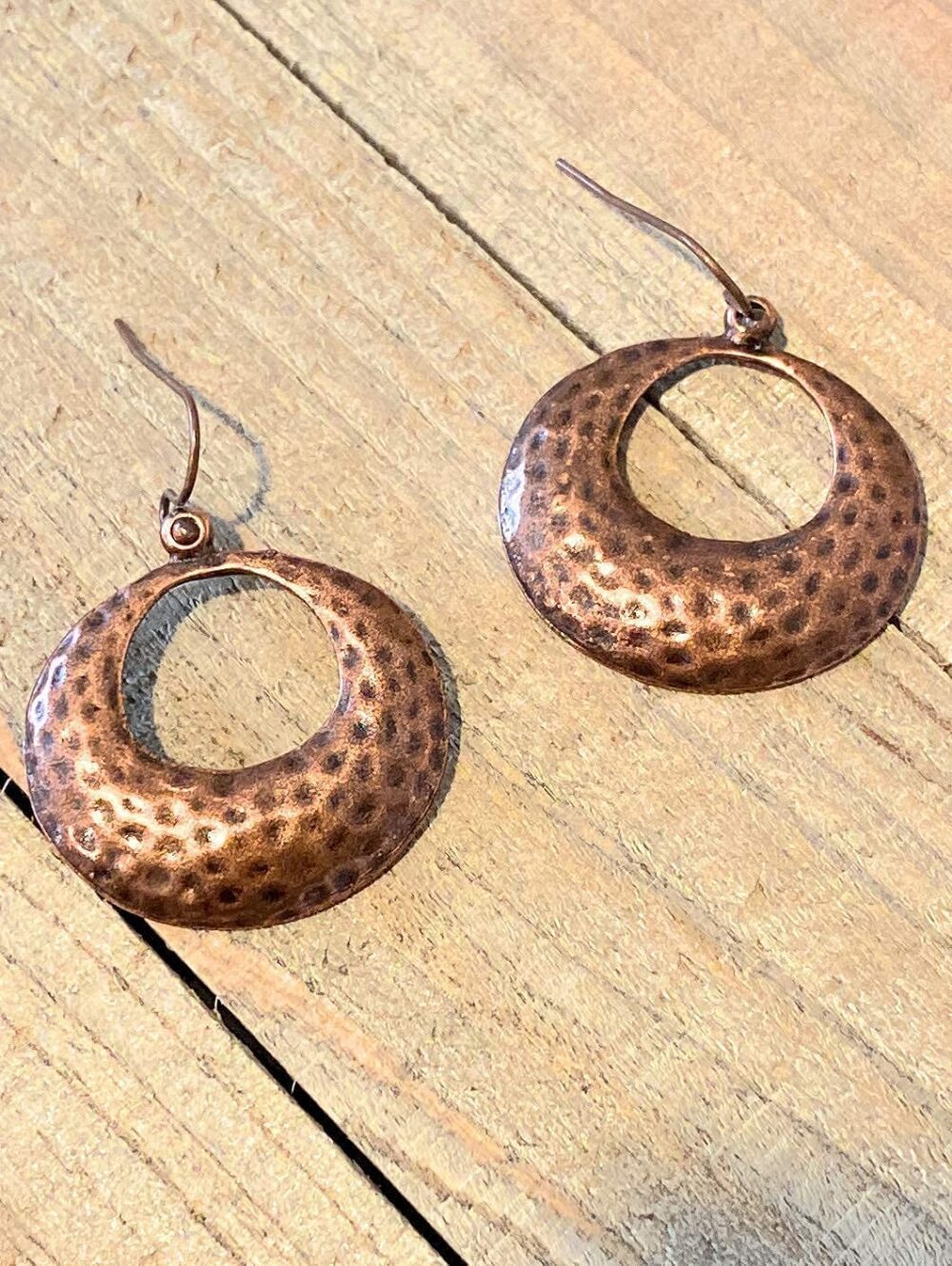 Hammered Hoop Copper Dangle Earrings Boho Bohemian - Image 4