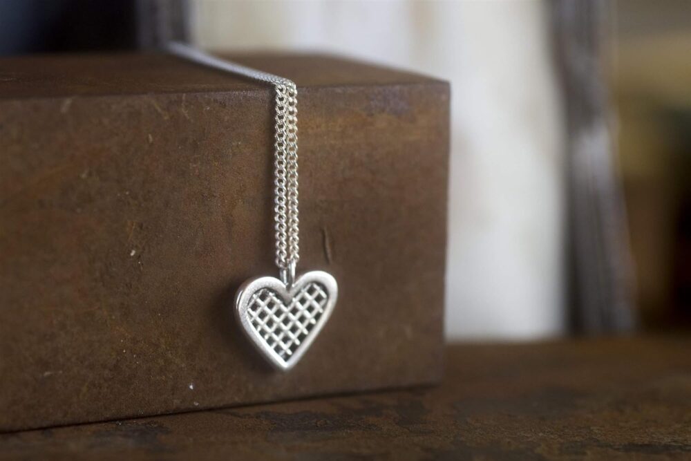 Unique Heart Pendant Necklace, Short 925 Sterling Silver Romantic Grid Heart Necklace, Cool and Trendy Minimalist Layering Style, Delicate Dainty Handmade Artisan Jewelry for Her by HeartAttackOM - Image 4