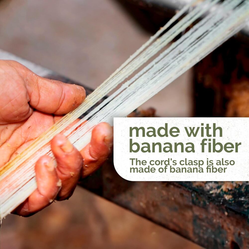 Banana Fiber Decrescent Necklace for Women - Handmade, Eco-Friendly Pendant, Made in Brazil - Image 3