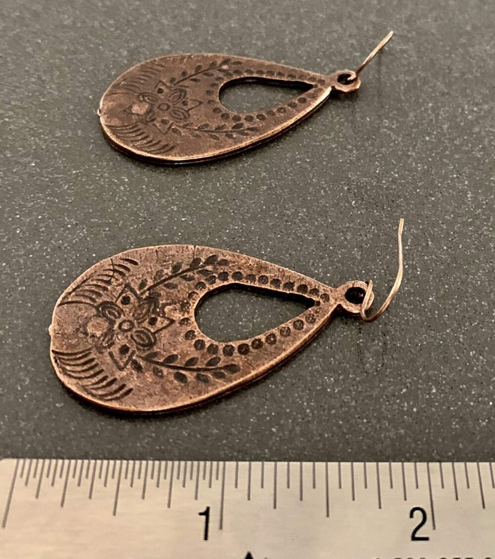 Floral Stamped Teardrop Dangle Copper Earrings - Image 3