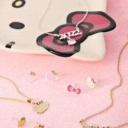 Hello Kitty Sanrio Jewelry Dish - Ceramic Trinket Tray and Ring Dish Jewelry Tray Officially Licensed - Image 2
