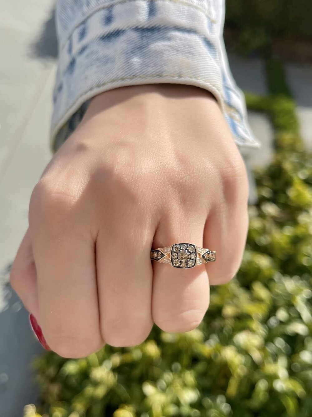 LE VIAN 1 Carat White and Chocolate Diamond Cushion Shape Halo Ring for Women in 14k Rose Gold (Fancy Brown/G-H, VS2-SI1, cttw) Anniversary Promise Ring Size 5 to 10.5 - Image 4