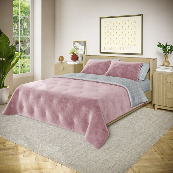 Beautiful Signature Floral Woodrose Velvet Reversible Quilt, Full/Queen by Drew Barrymore